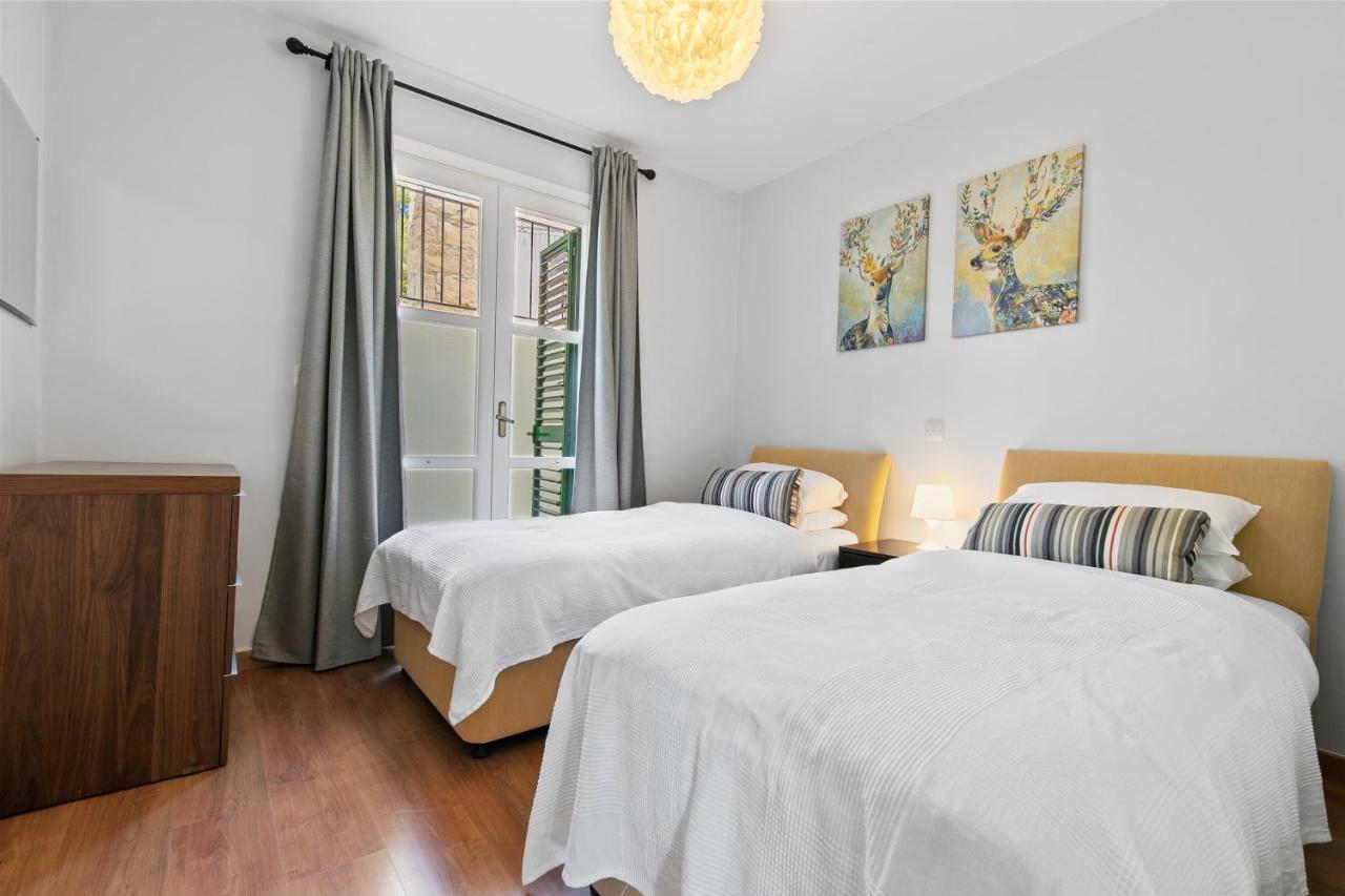 2 Bedroom Apartment Avdimou With Stunning Sea Views, Aphrodite Hills Resort Kouklia Esterno foto
