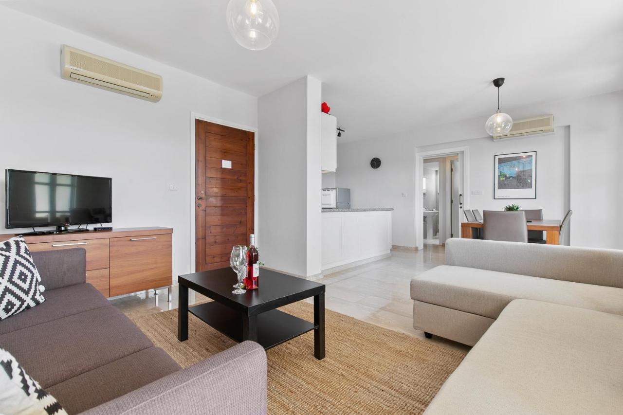 2 Bedroom Apartment Avdimou With Stunning Sea Views, Aphrodite Hills Resort Kouklia Esterno foto