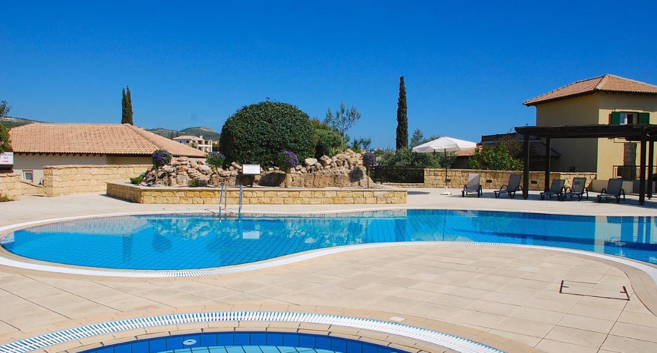 2 Bedroom Apartment Avdimou With Stunning Sea Views, Aphrodite Hills Resort Kouklia Esterno foto